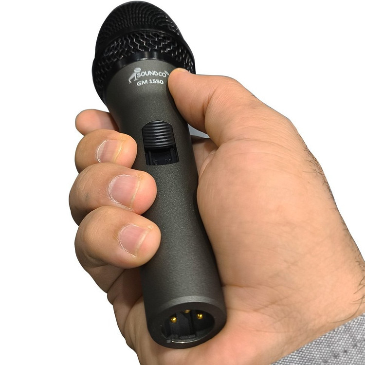 میکروفون با سیم ساندکو مدل GM1550 روی دست